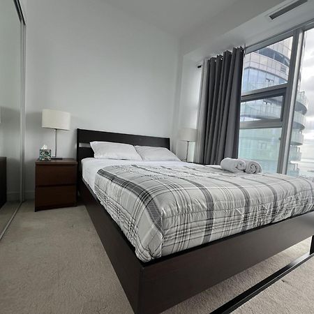 Grand Royal Suites Toronto Luaran gambar