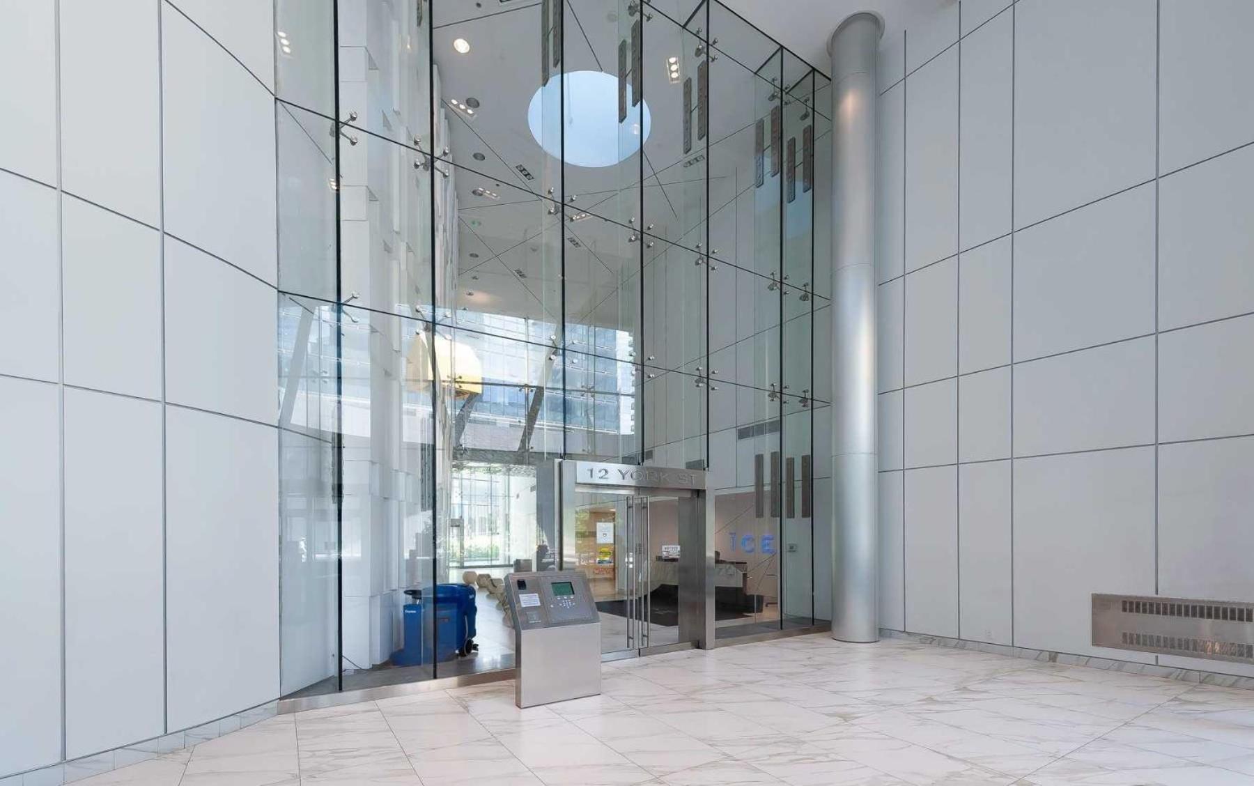 Grand Royal Suites Toronto Luaran gambar