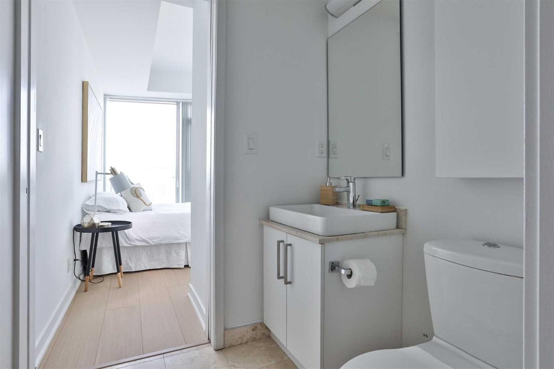 Grand Royal Suites Toronto Luaran gambar