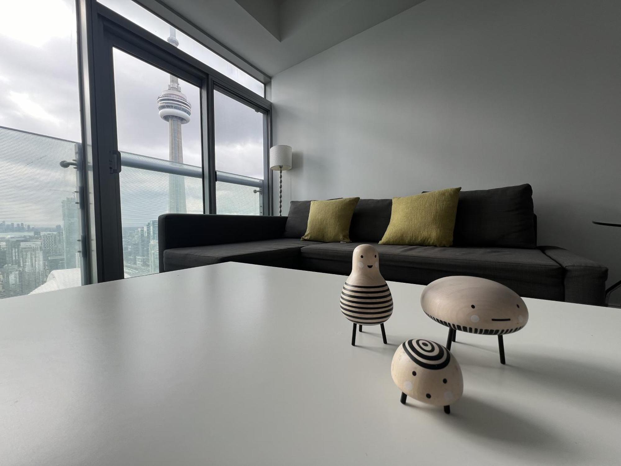Grand Royal Suites Toronto Bilik gambar