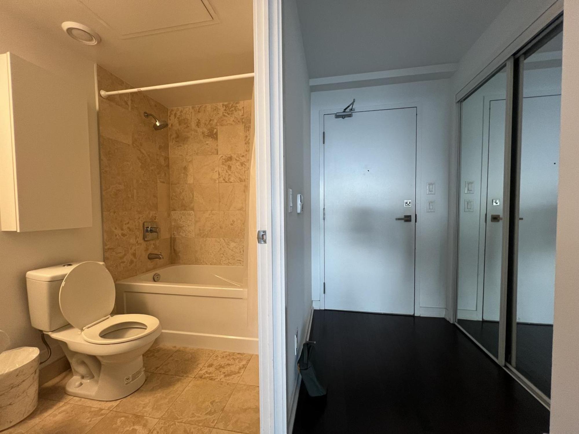 Grand Royal Suites Toronto Bilik gambar